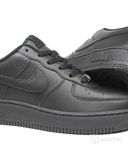 Nike Air Force 1 '07 "Black" GS