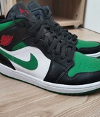 Nike Jordan 1 Mid Green Toe
