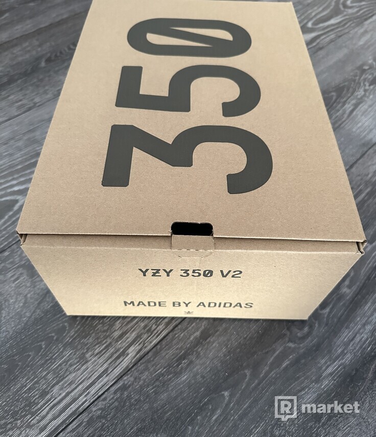 Adidas Yeezy Boost 350