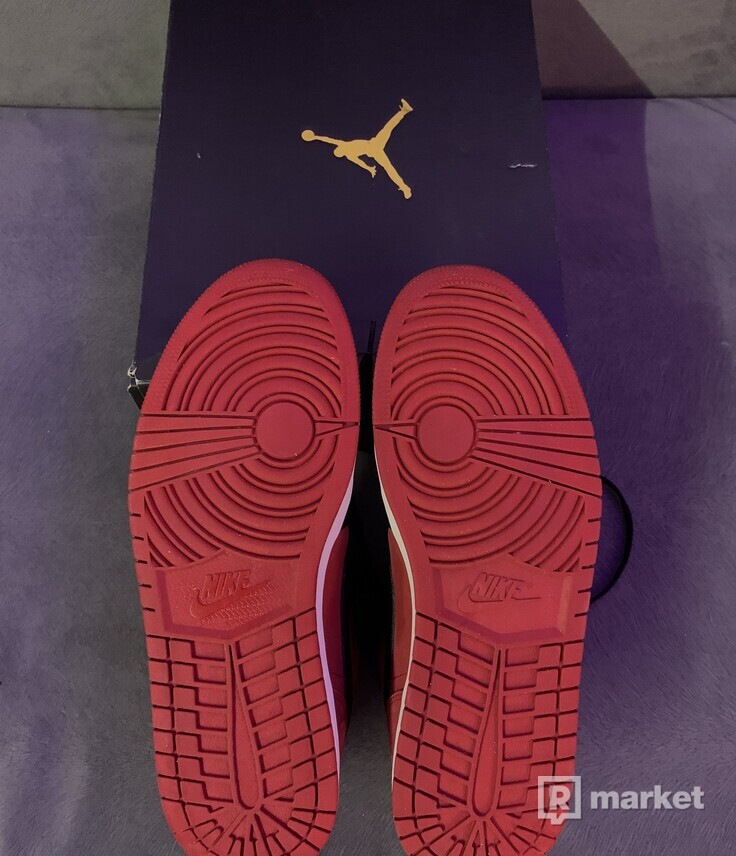 Air Jordan 1 Mid Gym Red/Black | EU46 | stav: 9.5/10