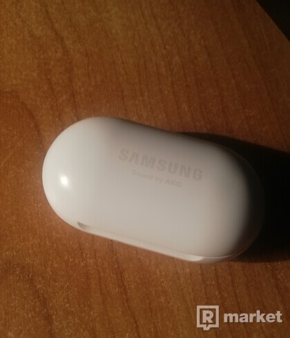 Samsung buds white