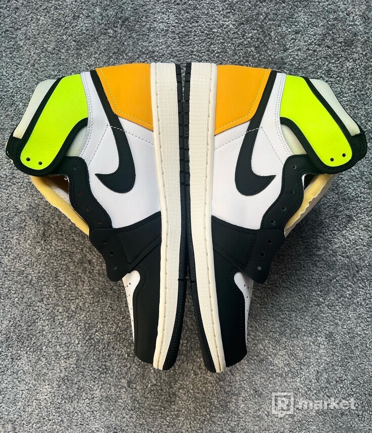 Nike Air Jordan “volt”