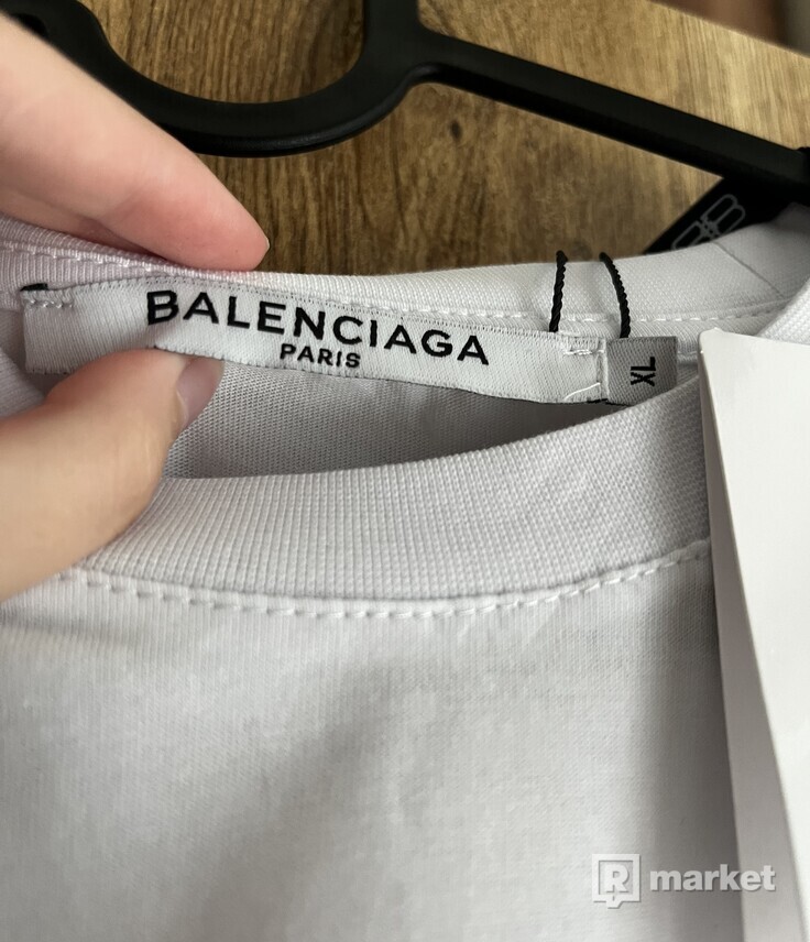 BALENCIAGA WHITE TEE XL s vysačkami