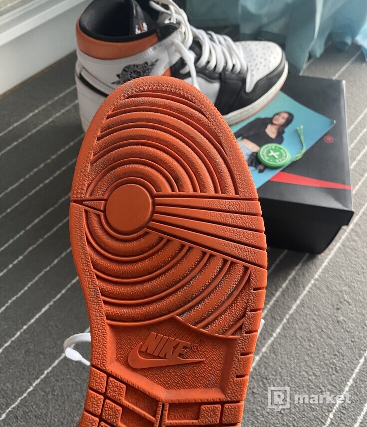 Nike Jordan 1 high electro Orange