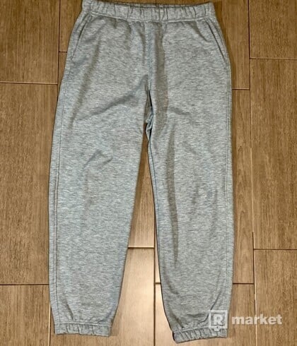 UNIQLO HEATTECH PILE LINED JOGGERS (GRAY)