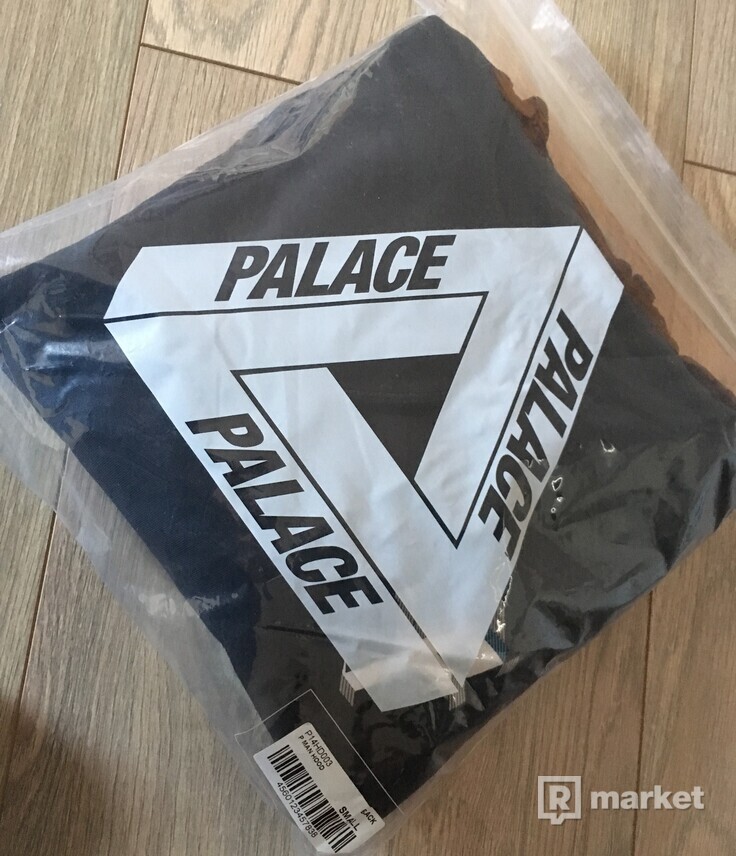 Palace P-Man hood