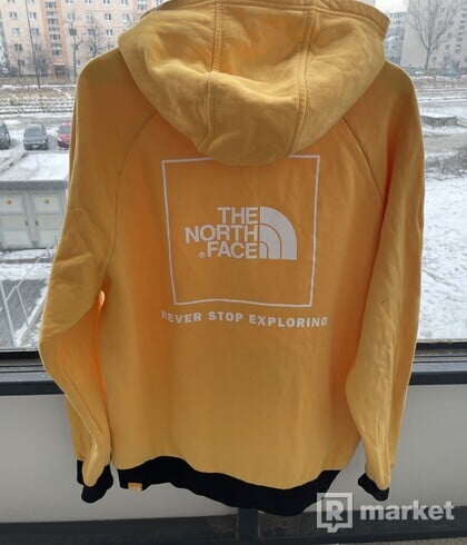 The North Face hoodie