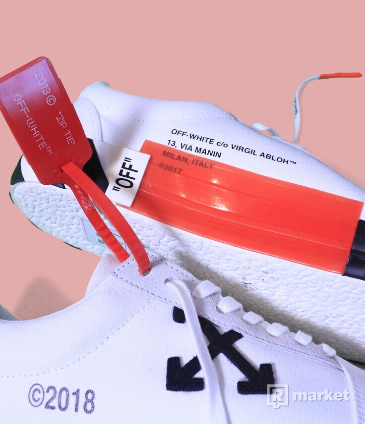 Off White Vulcanized low