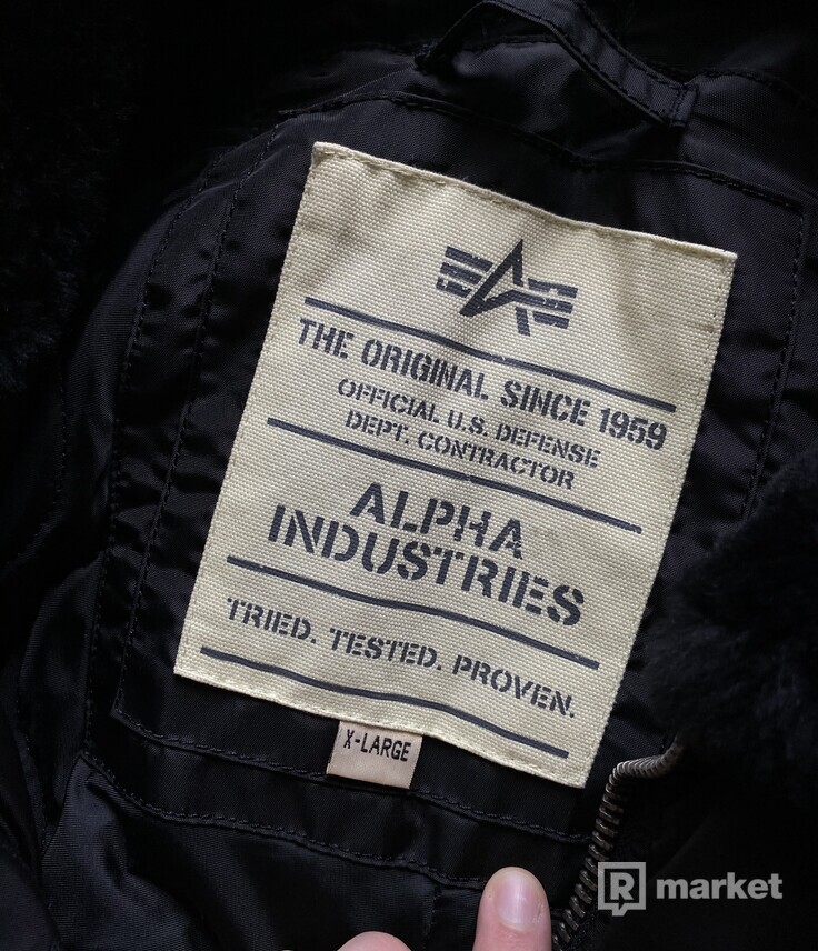 Zateplená bunda Alpha Industries