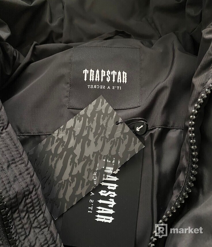 Trapstar Decoded 2.0 Puffer Jacket - Blackout Edition