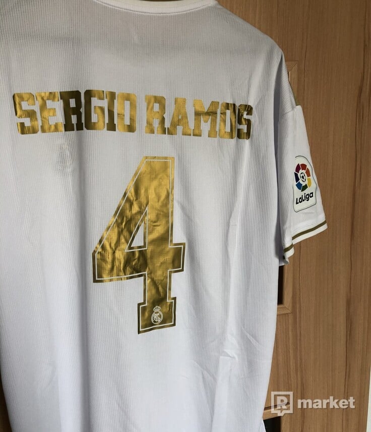 Real Madrid Dres - Ramos