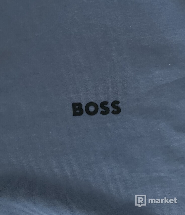 Hugo Boss pánske tričko tmavomodré
