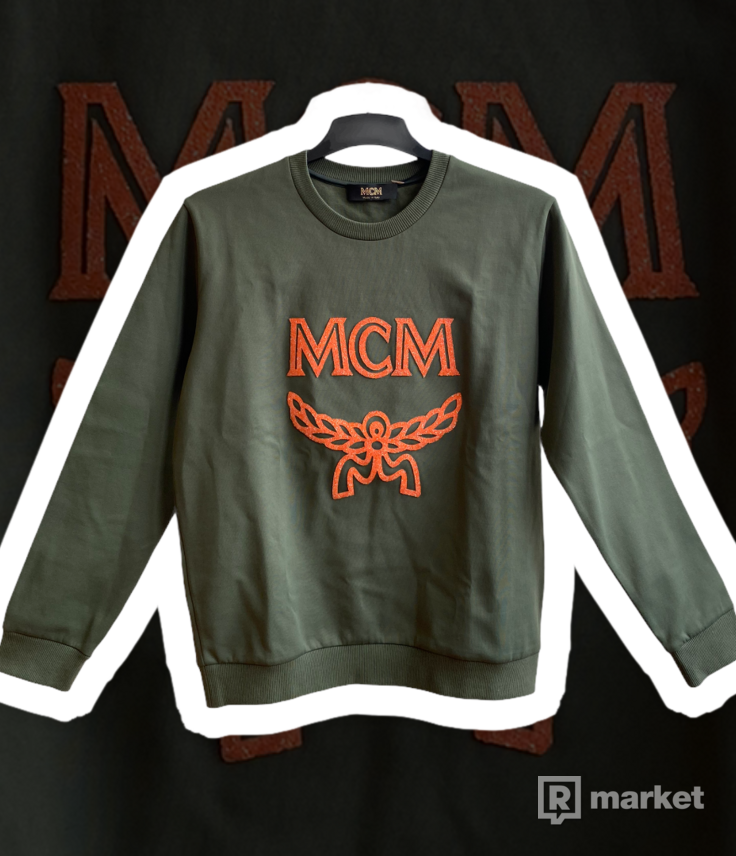 MCM Pullover
