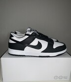 Nike dunk low “panda”