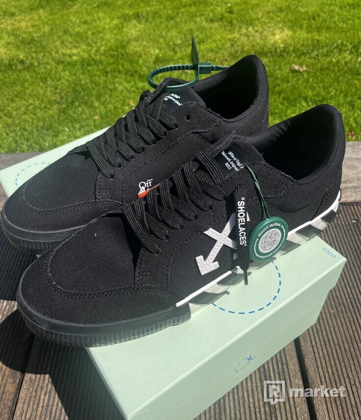 OFF WHITE Vulc Low canvas