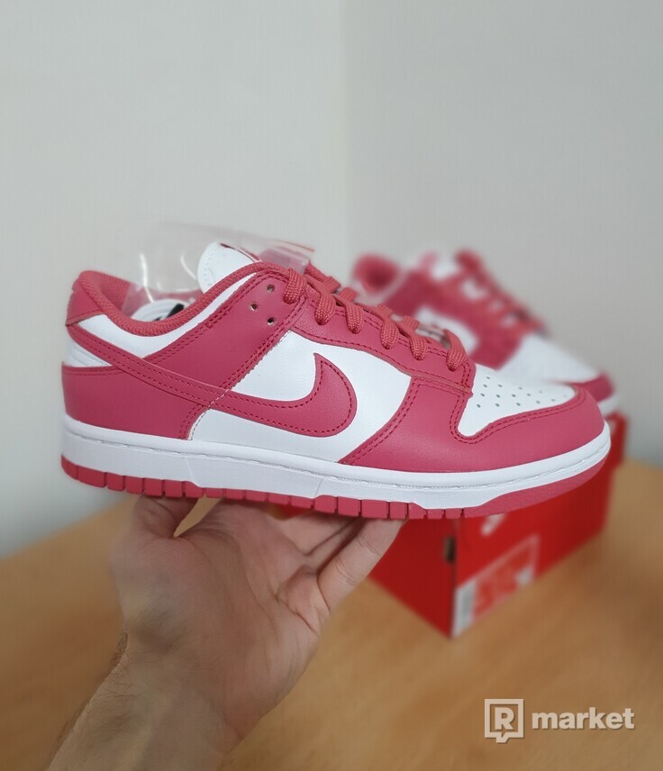 Nike Dunk Low Archeo Pink - W - 38