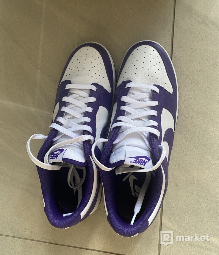 Nike dunk low court purple
