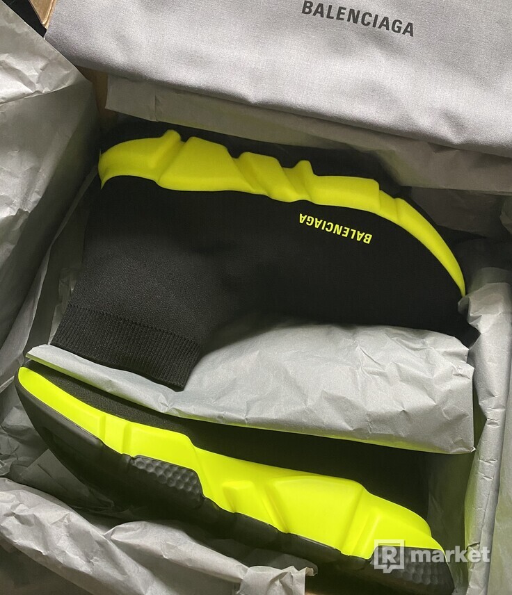 Balenciaga speed trainer black neon yellow