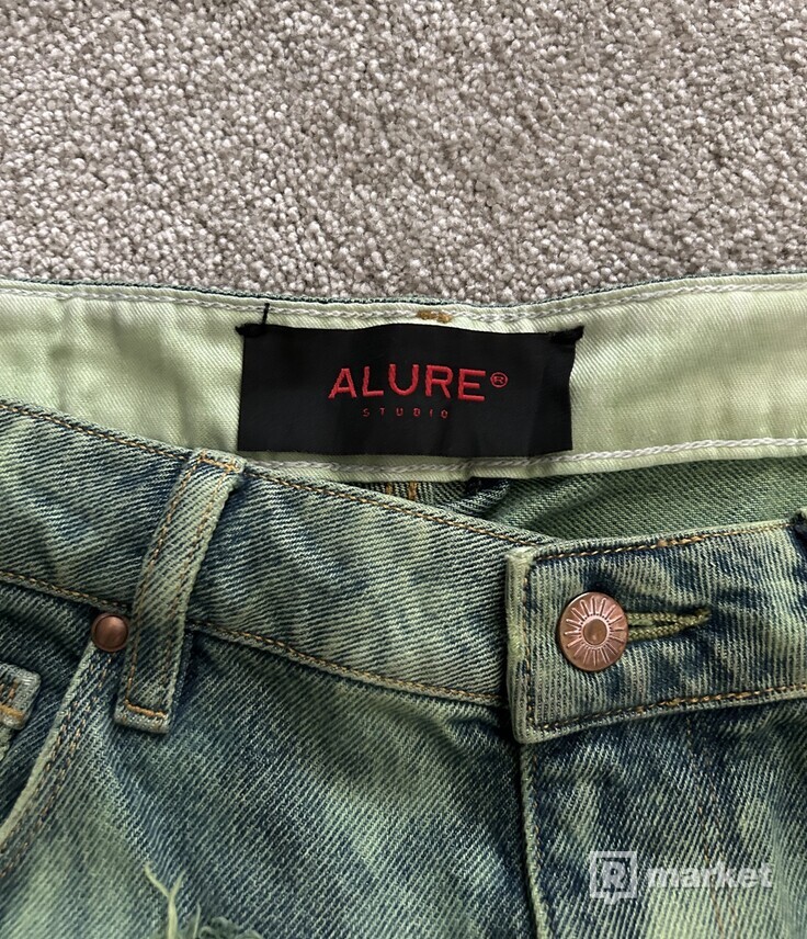 Alure jeans