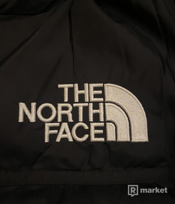 The North Face 1996 retro nuptse 700