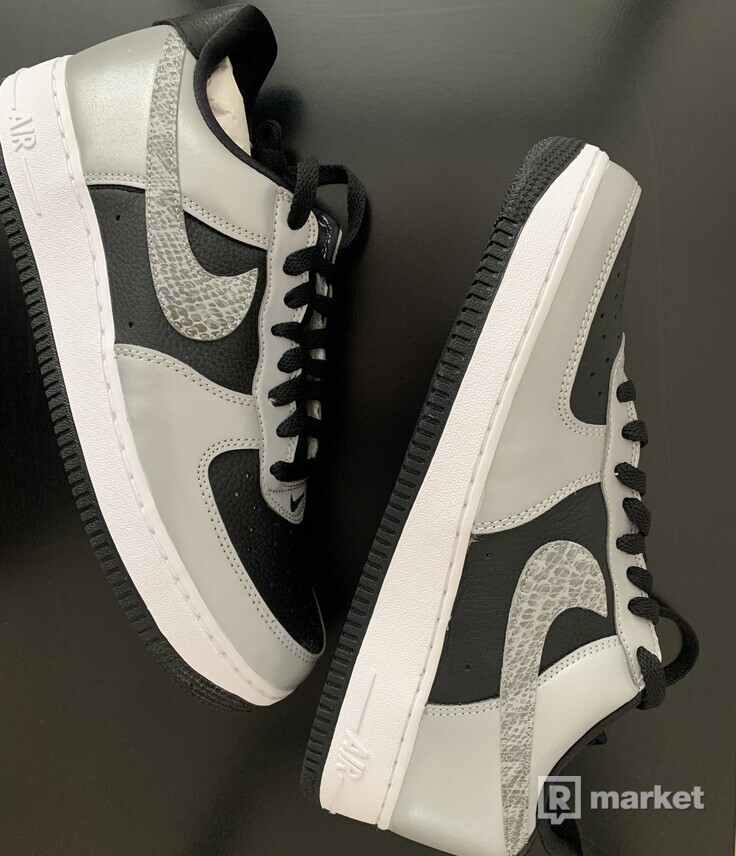 Nike Air Force 1 Low Silver Snake