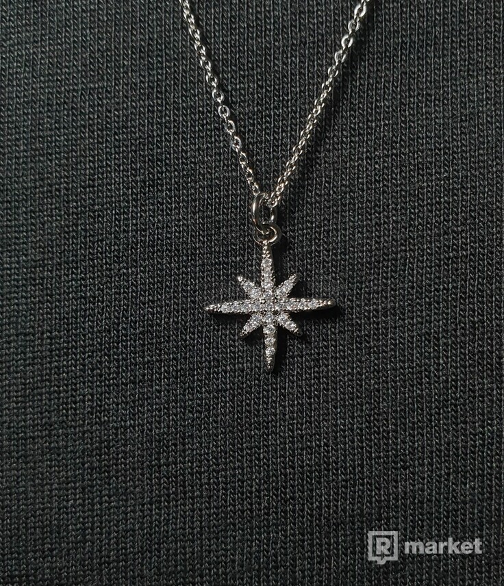 Zircon Star Necklace