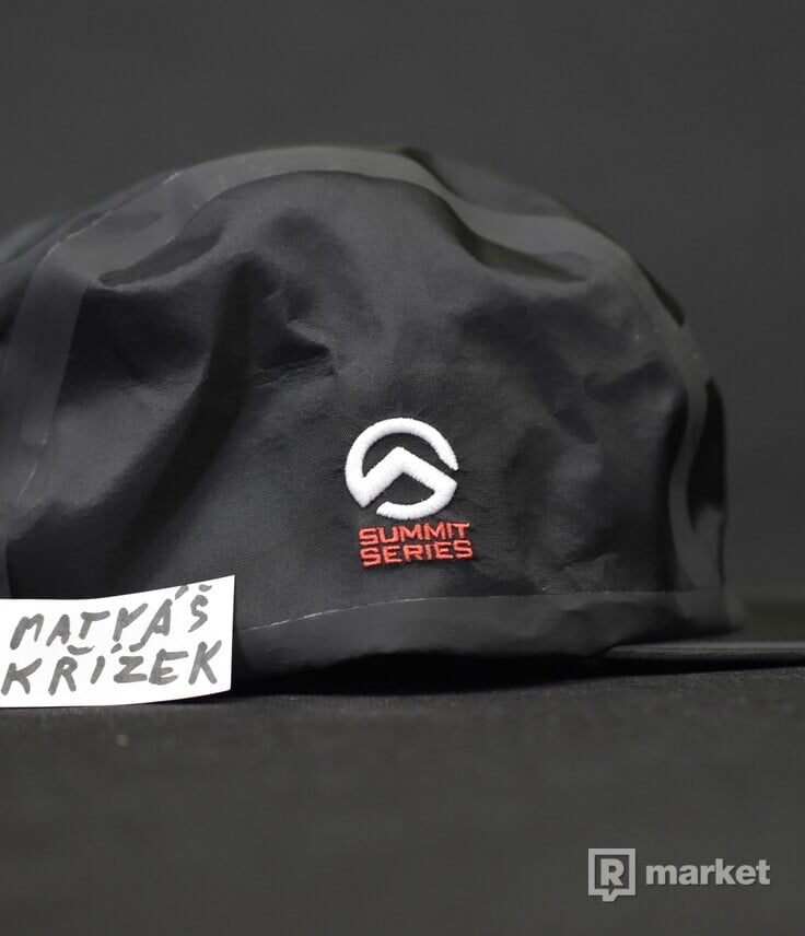 Supreme/The North Face Summit Series Outer Tape Seam Camp Cap