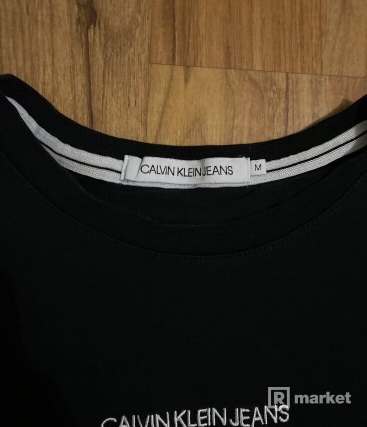 Calvin Klein tričko