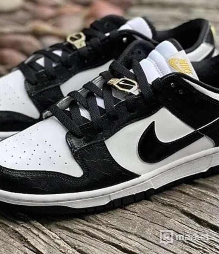 Nike Dunk low World Champs