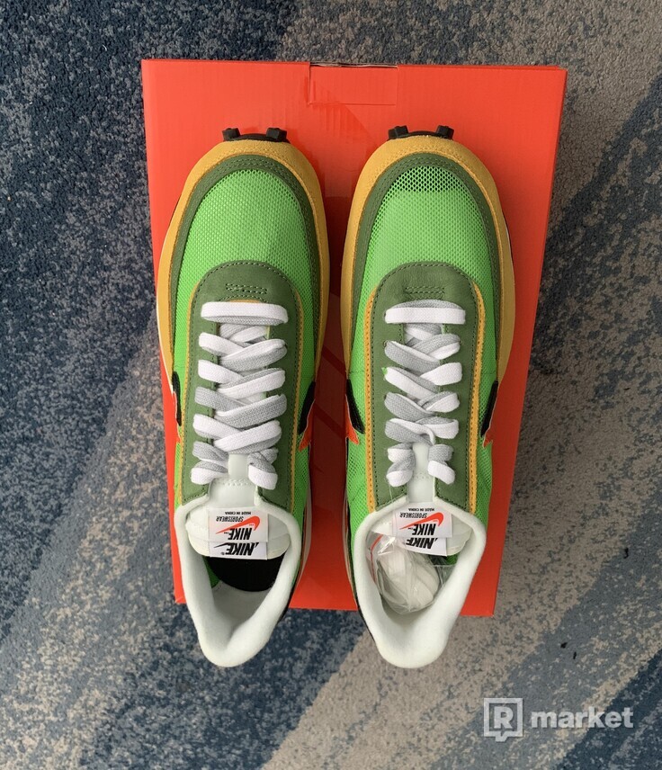 Nike X Sacai Waffle Green Gusto