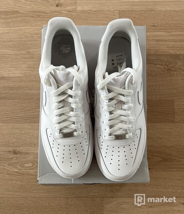 Air Force 1 Low Triple White 07