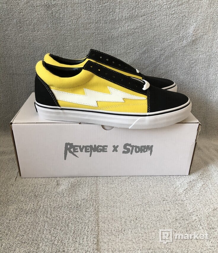 Revenge x Storm Yellow Black