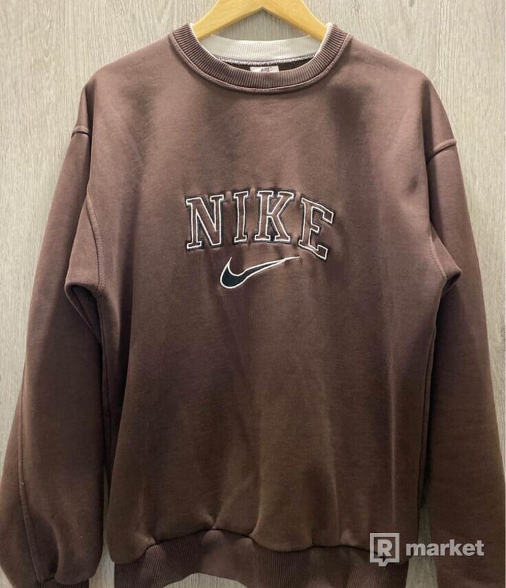 Nike vintage sweatshirt, M