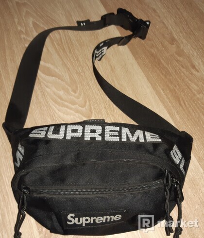 Supreme waist bag ss18