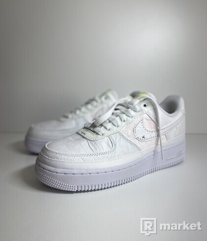 NIKE Air Force 1 Low Tear Away Arctic Punch