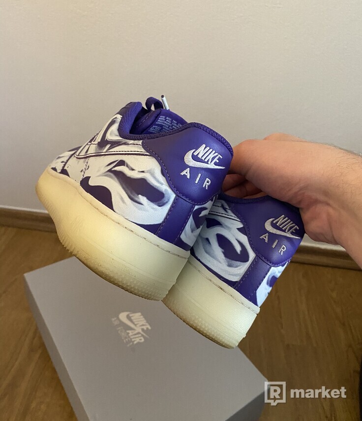 Nike skeleton purple