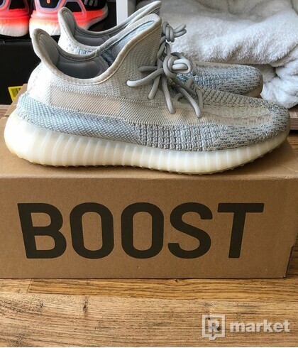 Yeezy boost 350 cloud white