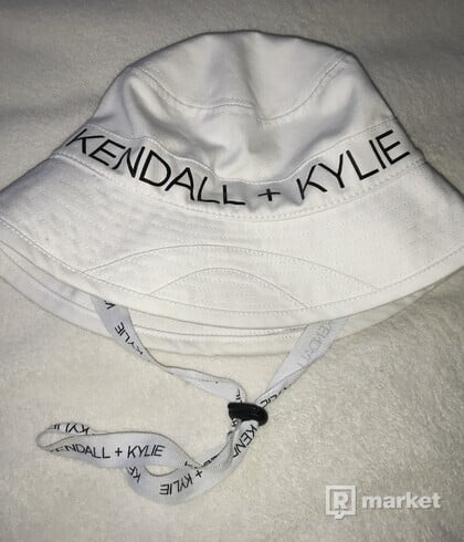 KENDAL + KYLIE hat