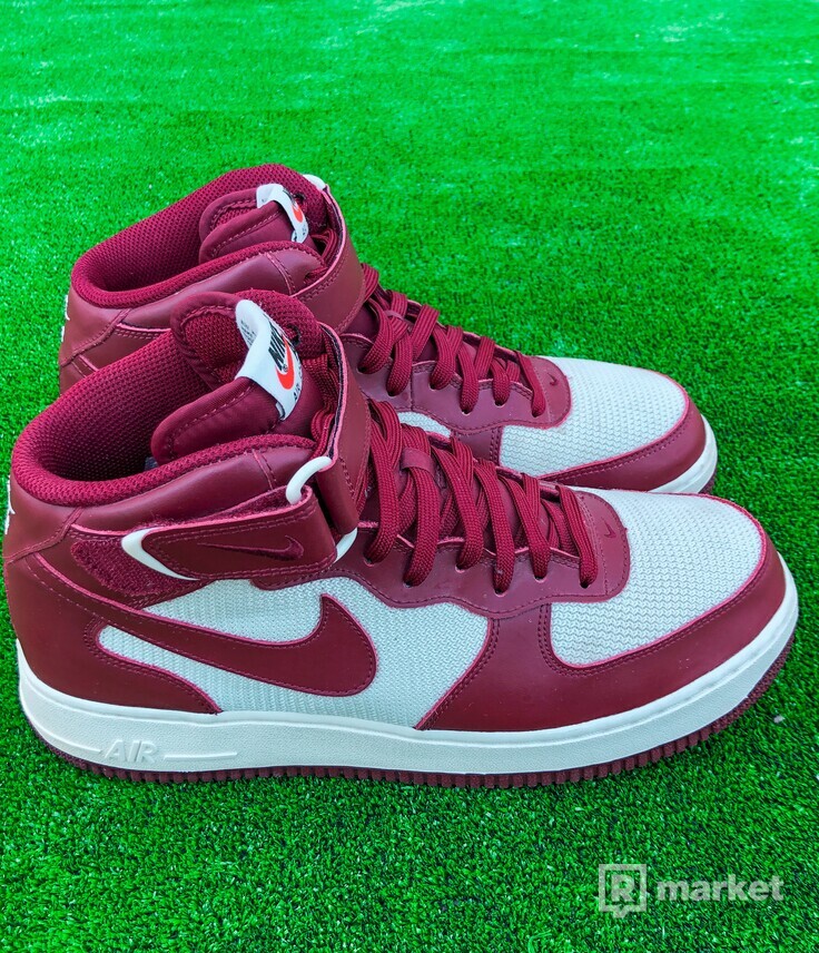 Nike Air Force 1 Mid Team Red