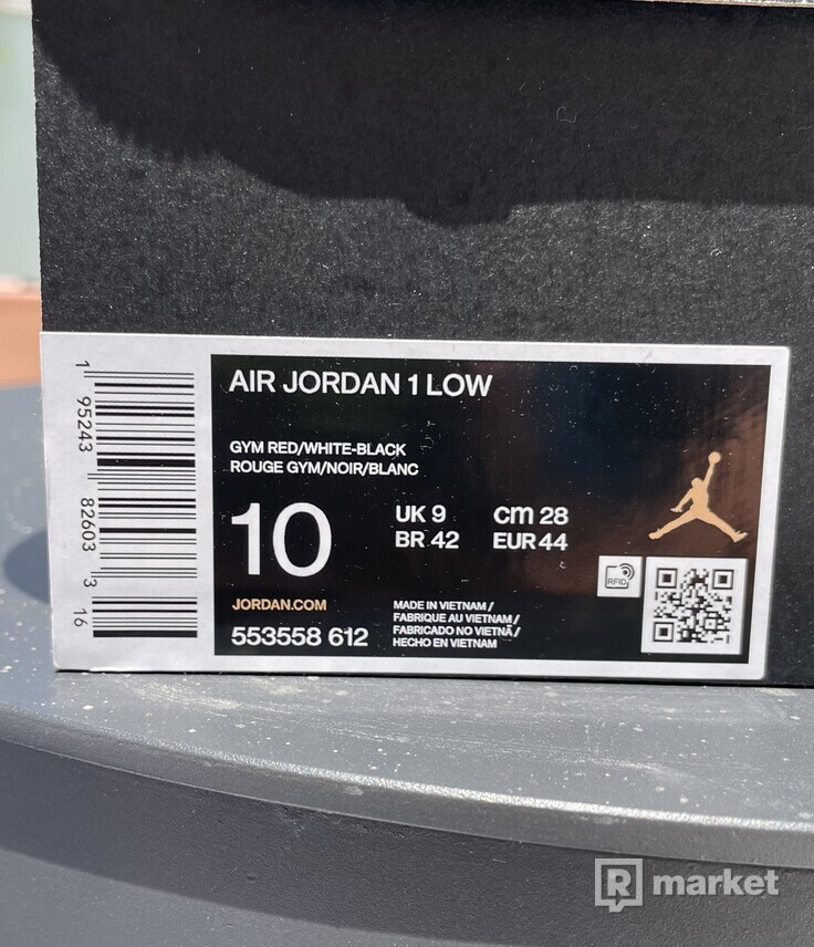 Jordan 1 Low Bred Toe