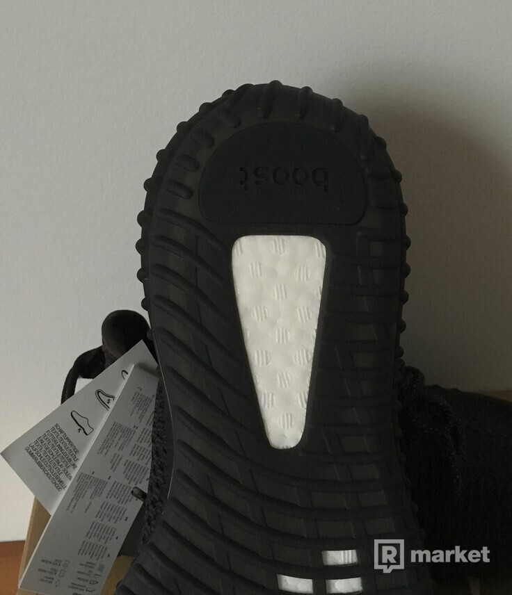 Adidas Yeezy Boost 350 V2 "Black" US10.5