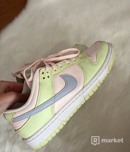 Nike Dunk Low Ghost Green