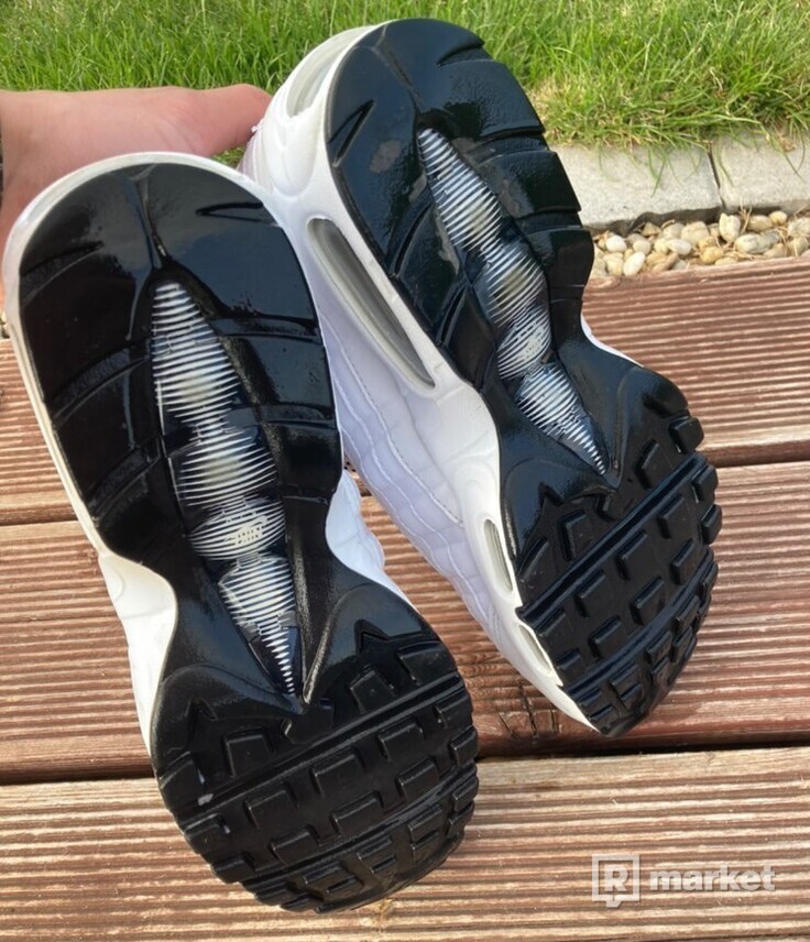 Nike Air Max 95 “white black”