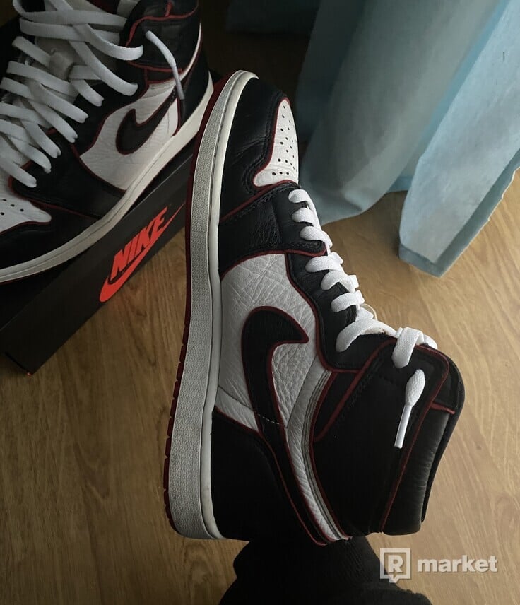 Nike Jordan 1 high bloodline