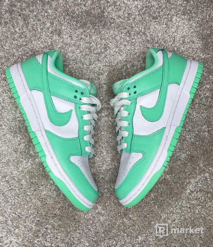 Nike Dunk Low | Glow Green