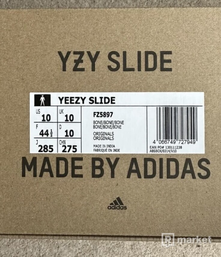 Yeezy Slide ‘Bone’ (2022)
