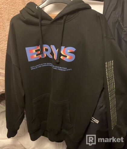 Jaden smyth hoodie(ERYS)