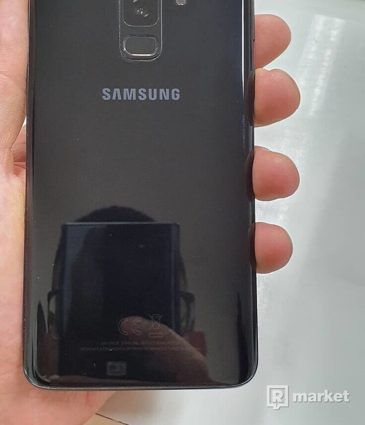 Predavam Samsung galaxy S9+