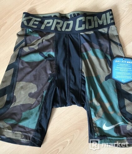 Nike Pro Combat kompresné šortky na šport, gym, Camo sz. S
