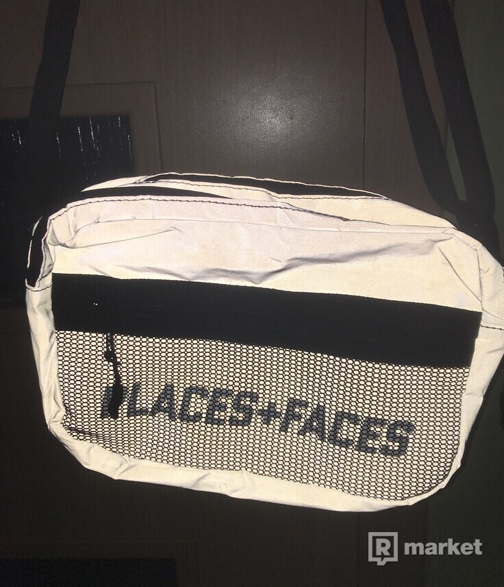 Places + Faces shoulderbag
